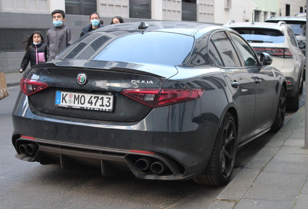 Alfa Romeo Giulia Quadrifoglio