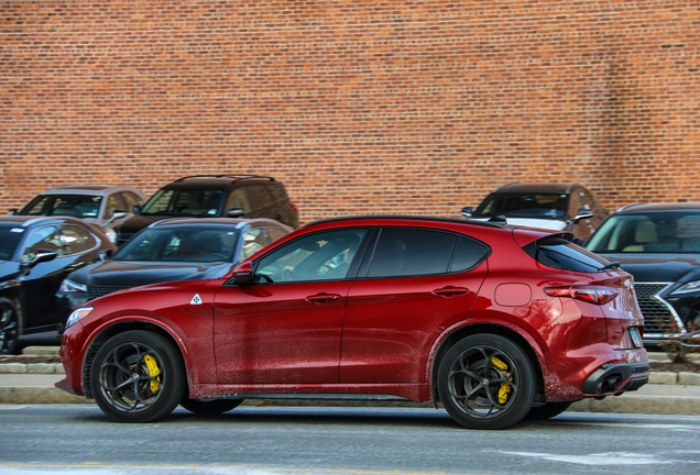 Alfa Romeo Stelvio Quadrifoglio