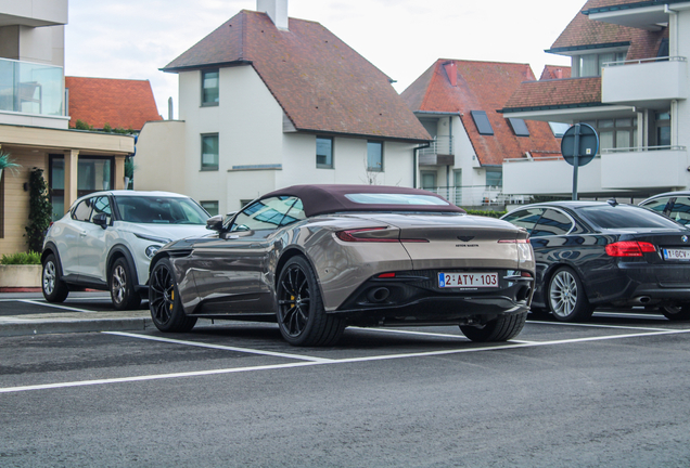 Aston Martin DB11 V8 Volante