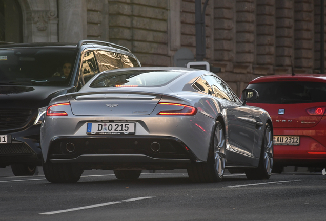 Aston Martin Vanquish 2013