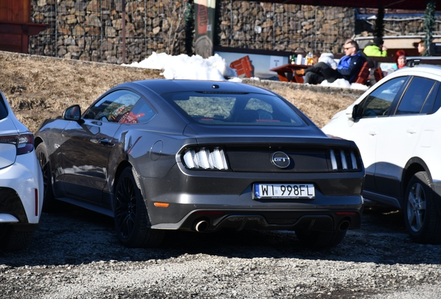 Ford Mustang GT 2015