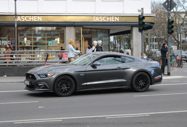 Ford Mustang GT 2015