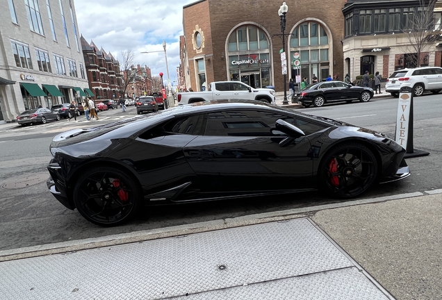 Lamborghini Huracán LP640-4 EVO