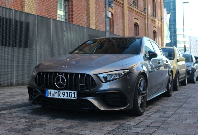 Mercedes-AMG A 45 S W177