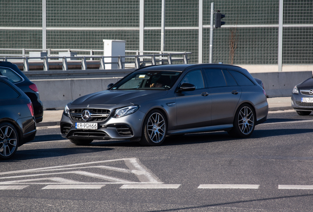 Mercedes-AMG E 63 S Estate S213