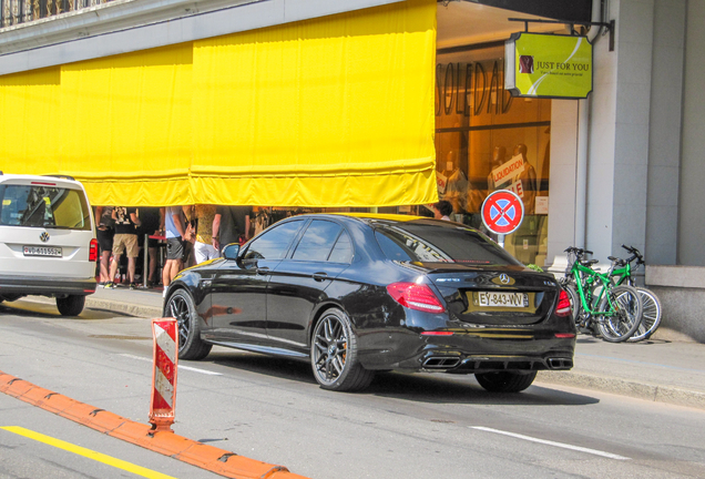 Mercedes-AMG E 63 S W213