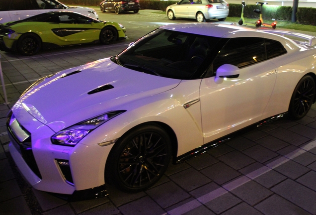 Nissan GT-R 2017