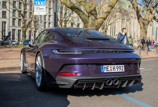 Porsche 992 GT3 Touring