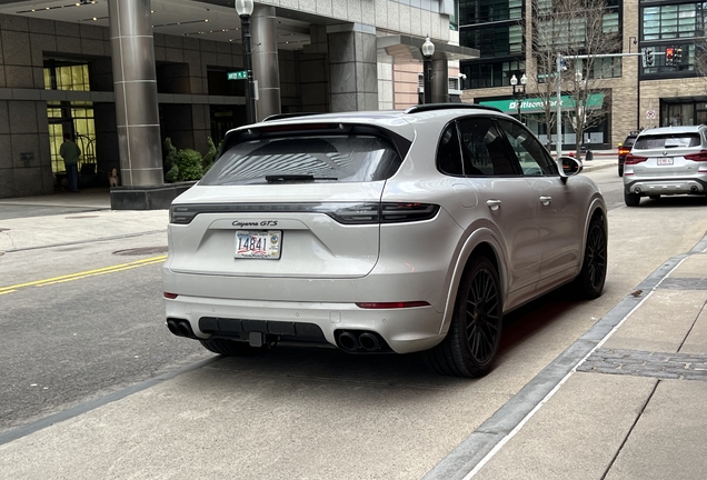 Porsche 9YA Cayenne GTS