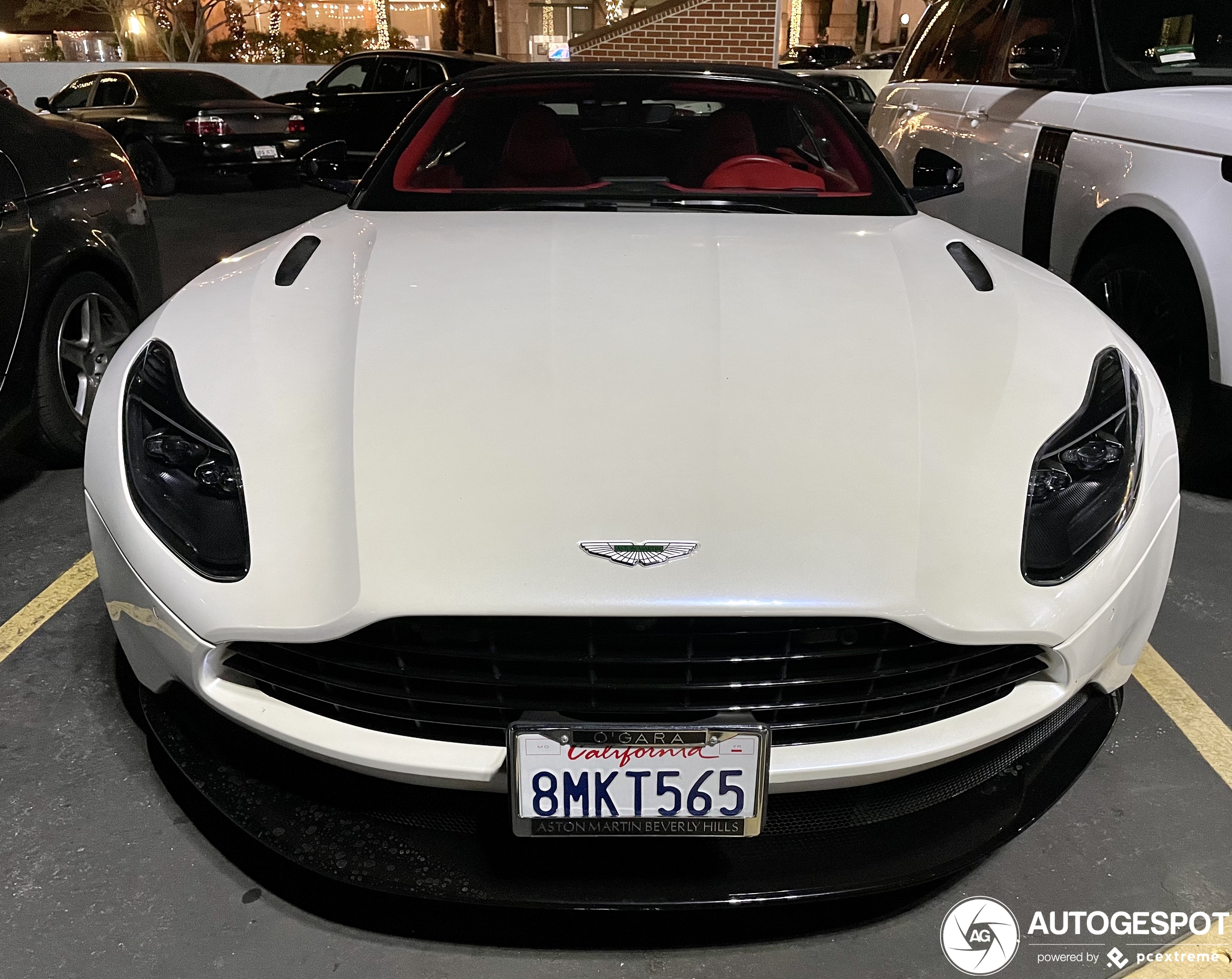 Aston Martin DB11 V8 Volante