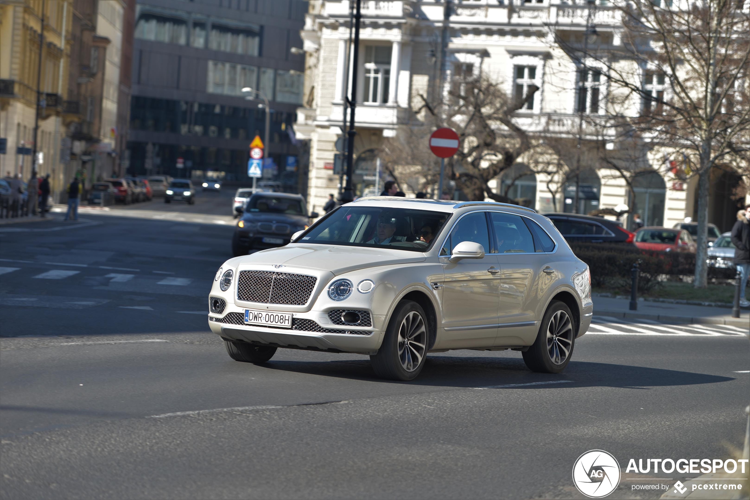 Bentley Bentayga V8