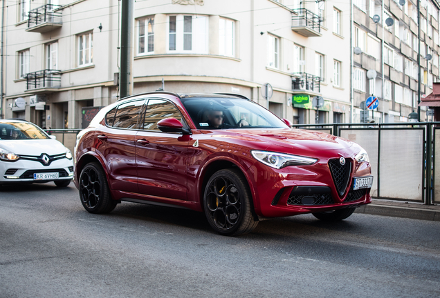 Alfa Romeo Stelvio Quadrifoglio 2020