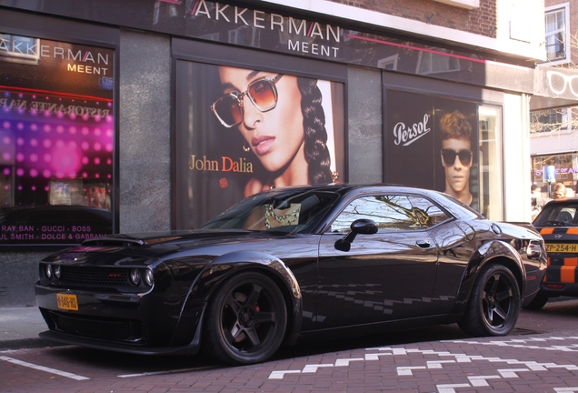 Dodge Challenger SRT-8 392