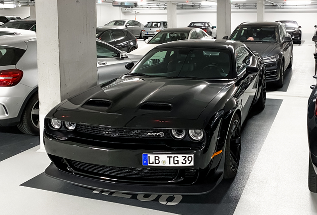 Dodge Challenger SRT Hellcat Widebody