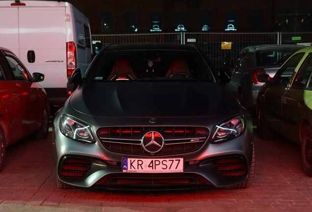 Mercedes-AMG E 63 S W213