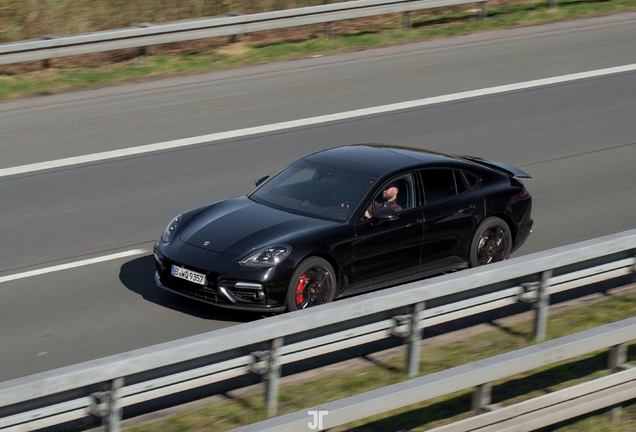 Porsche 971 Panamera GTS MkI