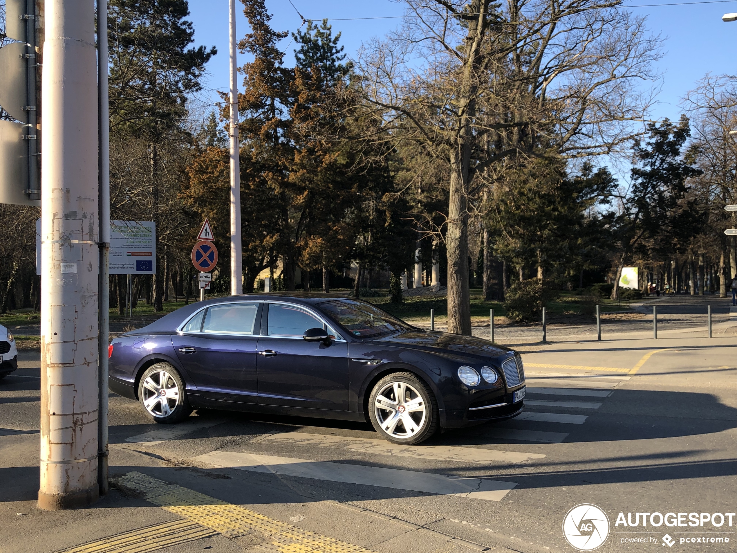 Bentley Flying Spur W12