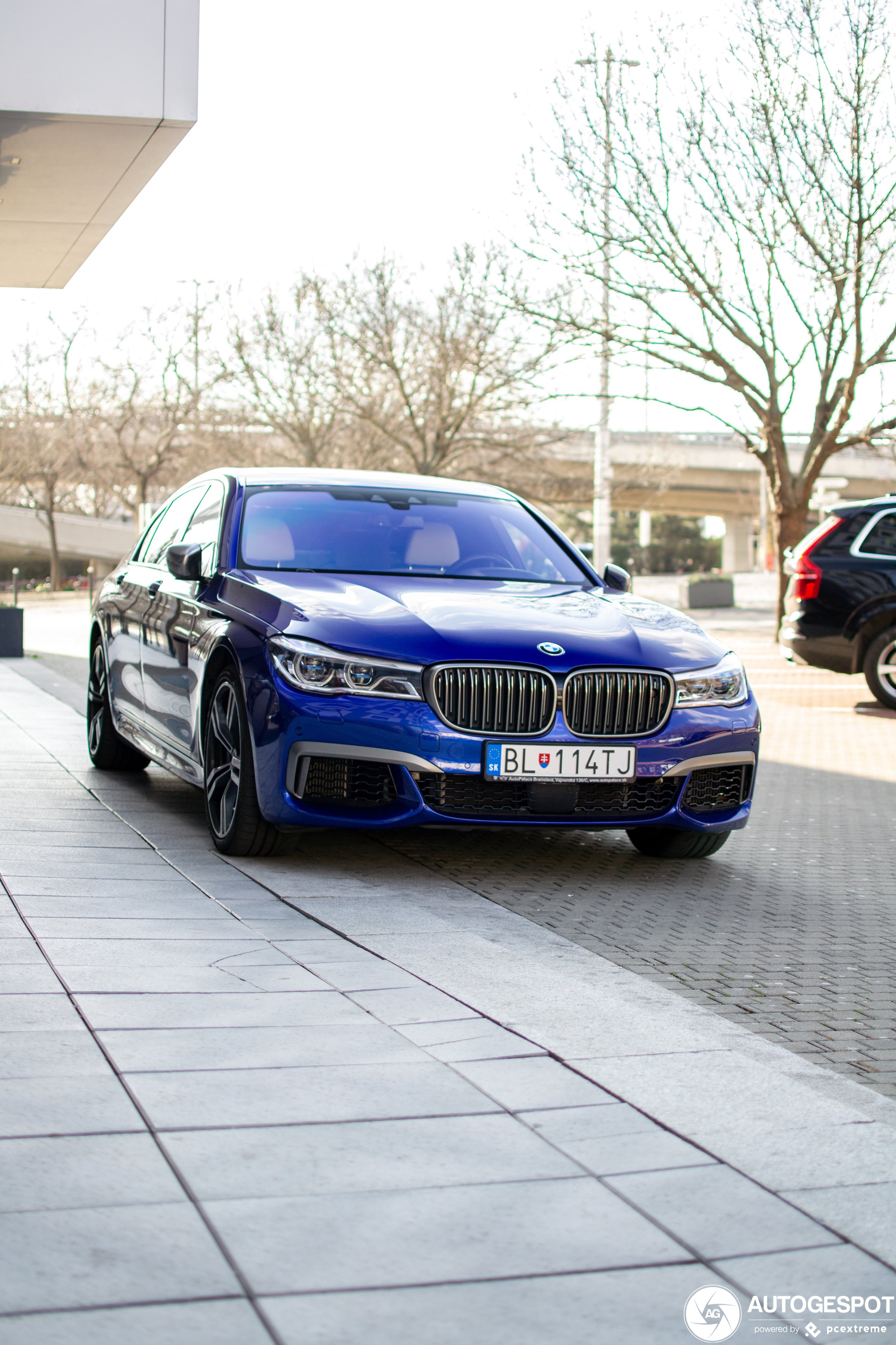 BMW M760Li xDrive