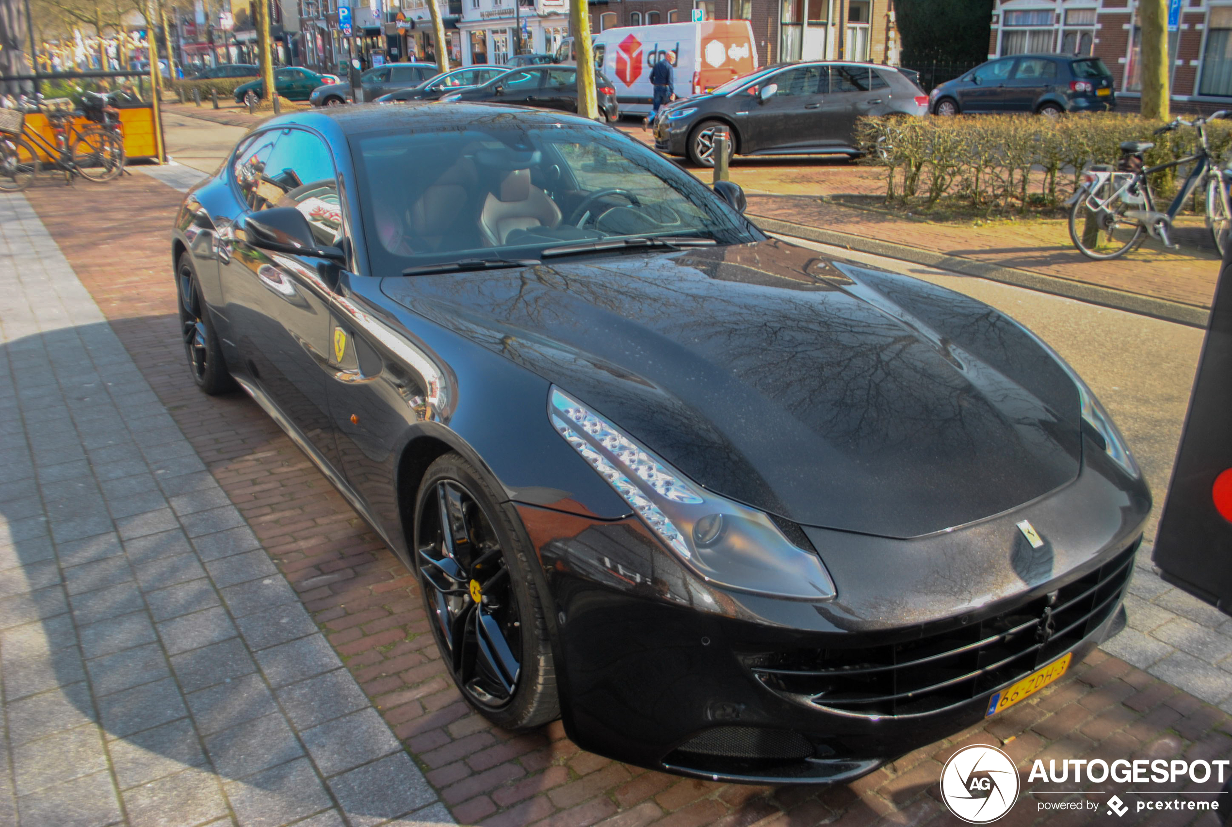 Ferrari FF