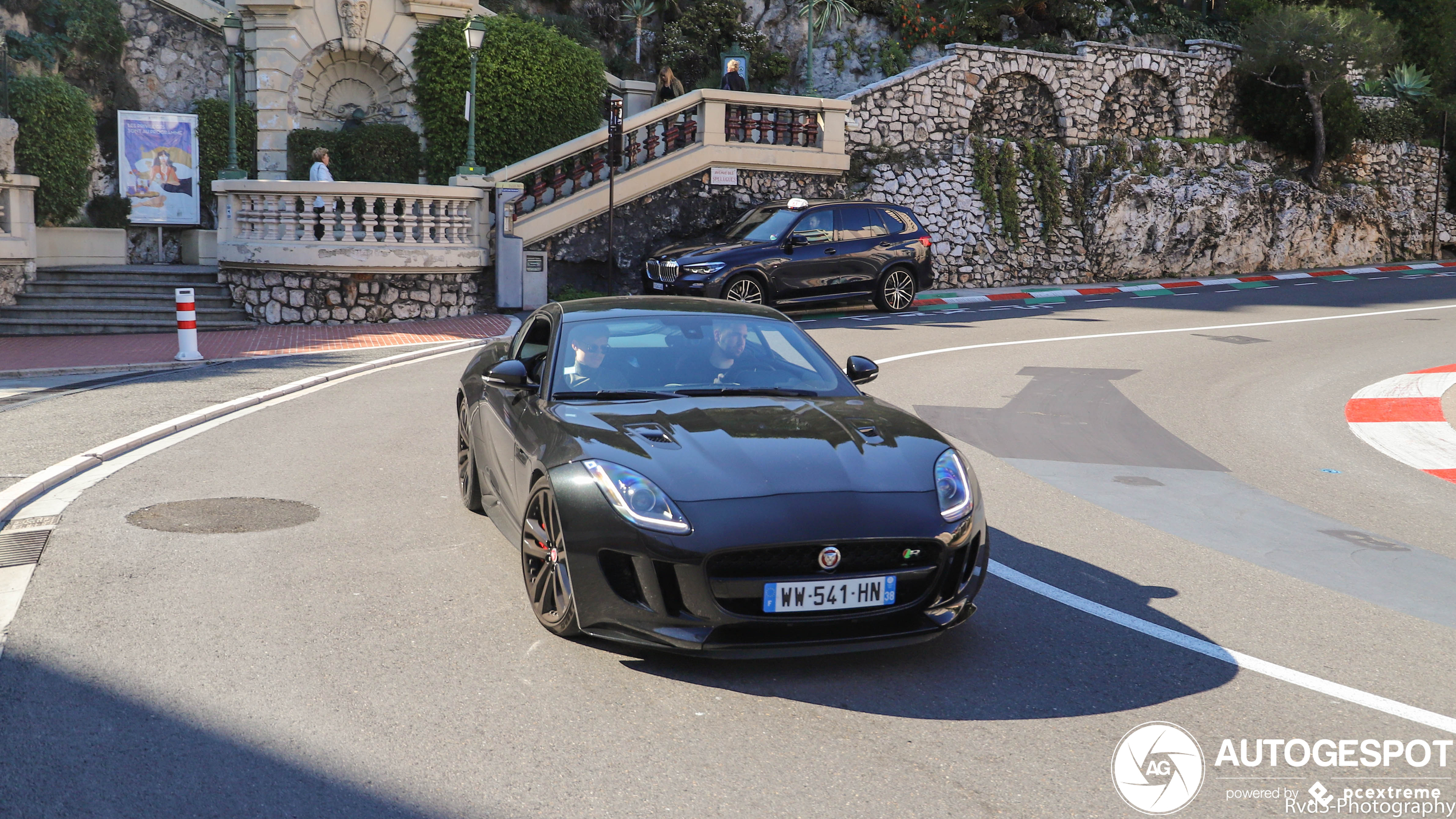 Jaguar F-TYPE R AWD Coupé