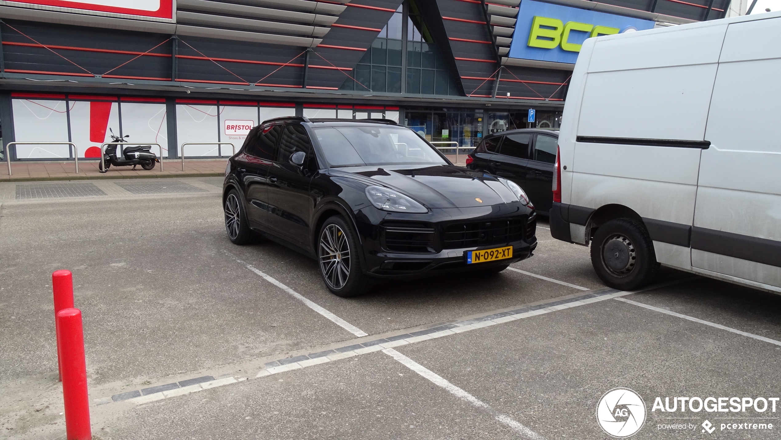 Porsche Cayenne Turbo S E-Hybrid