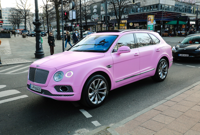 Bentley Bentayga Hybrid