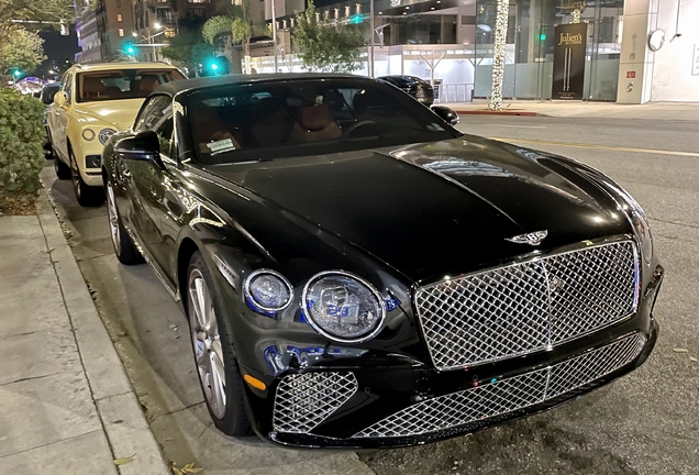 Bentley Continental GTC V8 2020