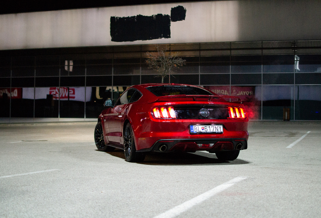 Ford Mustang GT 2015