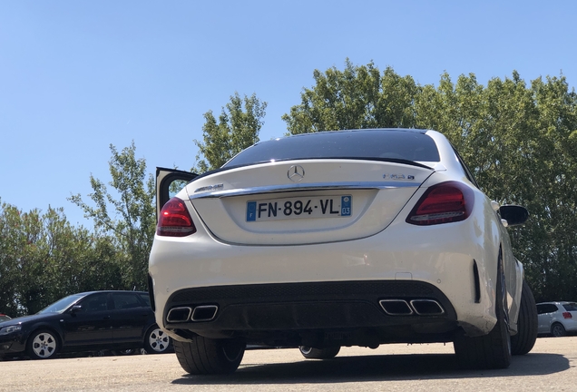 Mercedes-AMG C 63 S W205