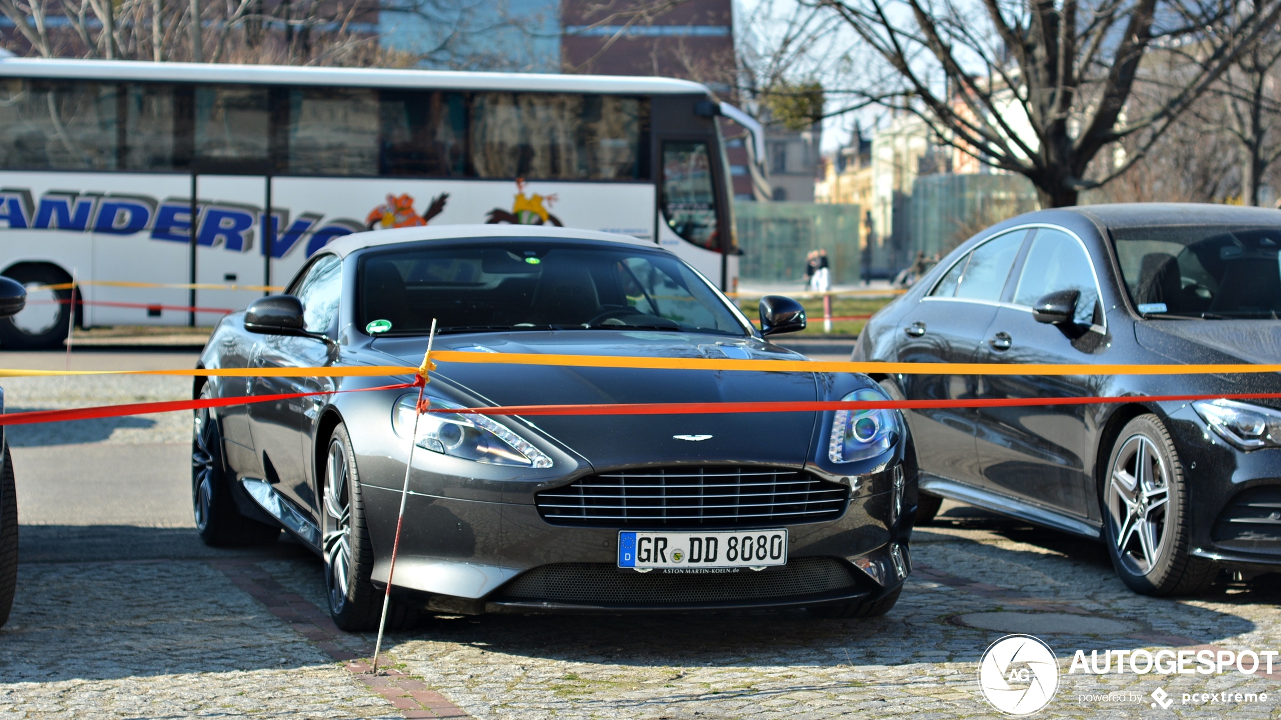 Aston Martin DB9 Volante 2013