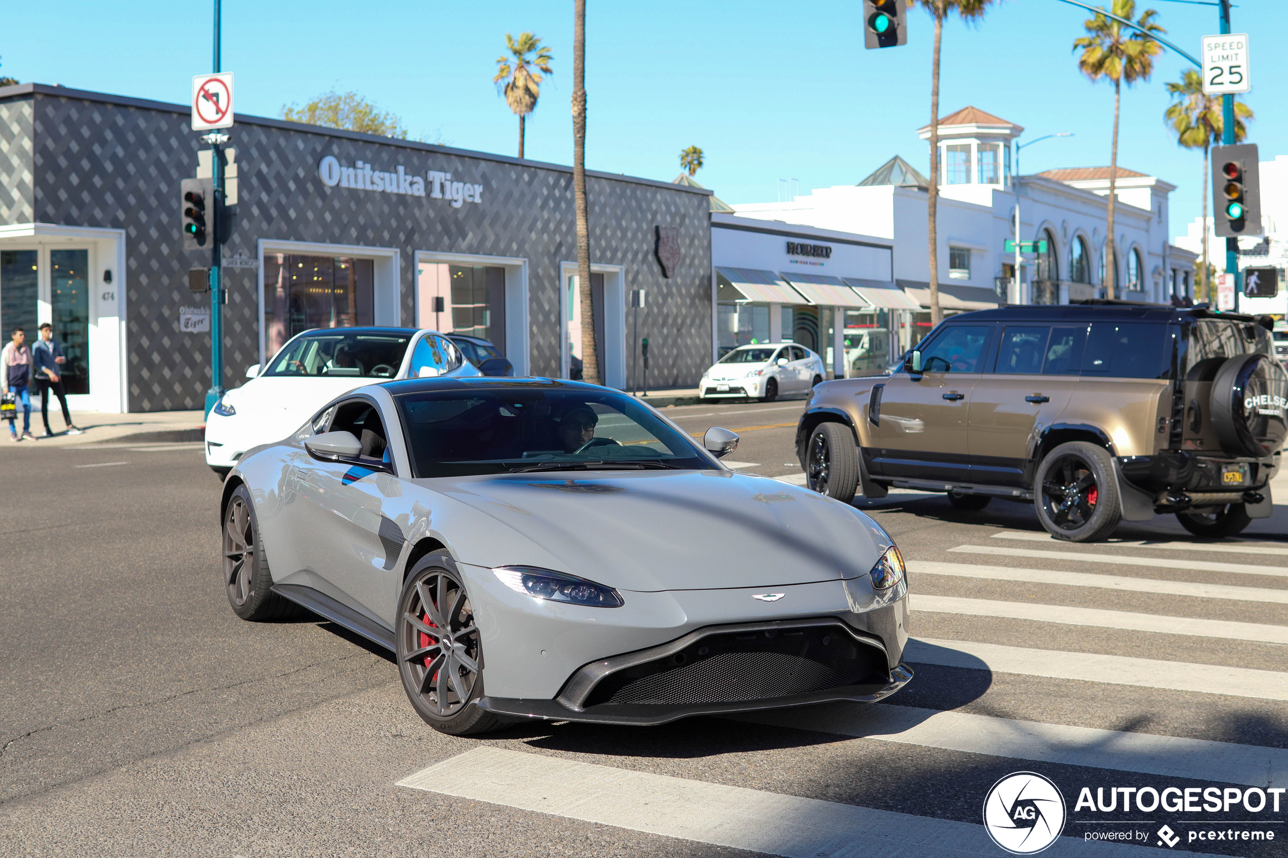 Aston Martin V8 Vantage 2018