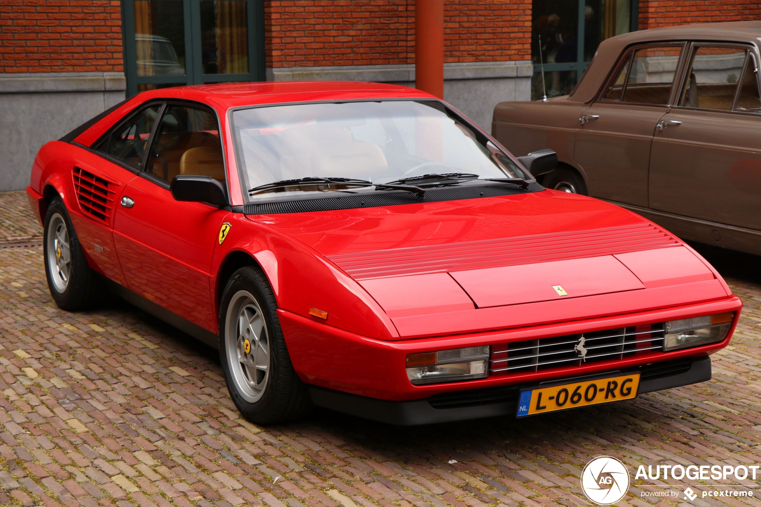 Ferrari Mondial 3.2