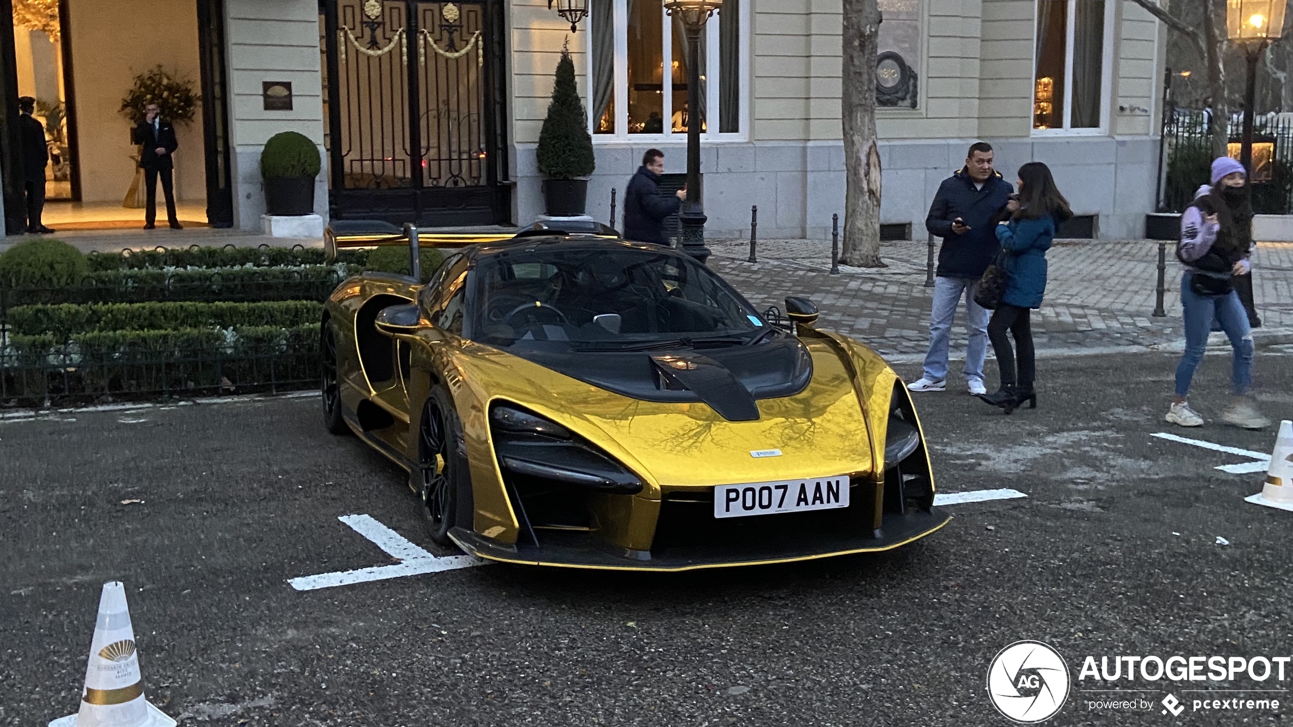 McLaren Senna