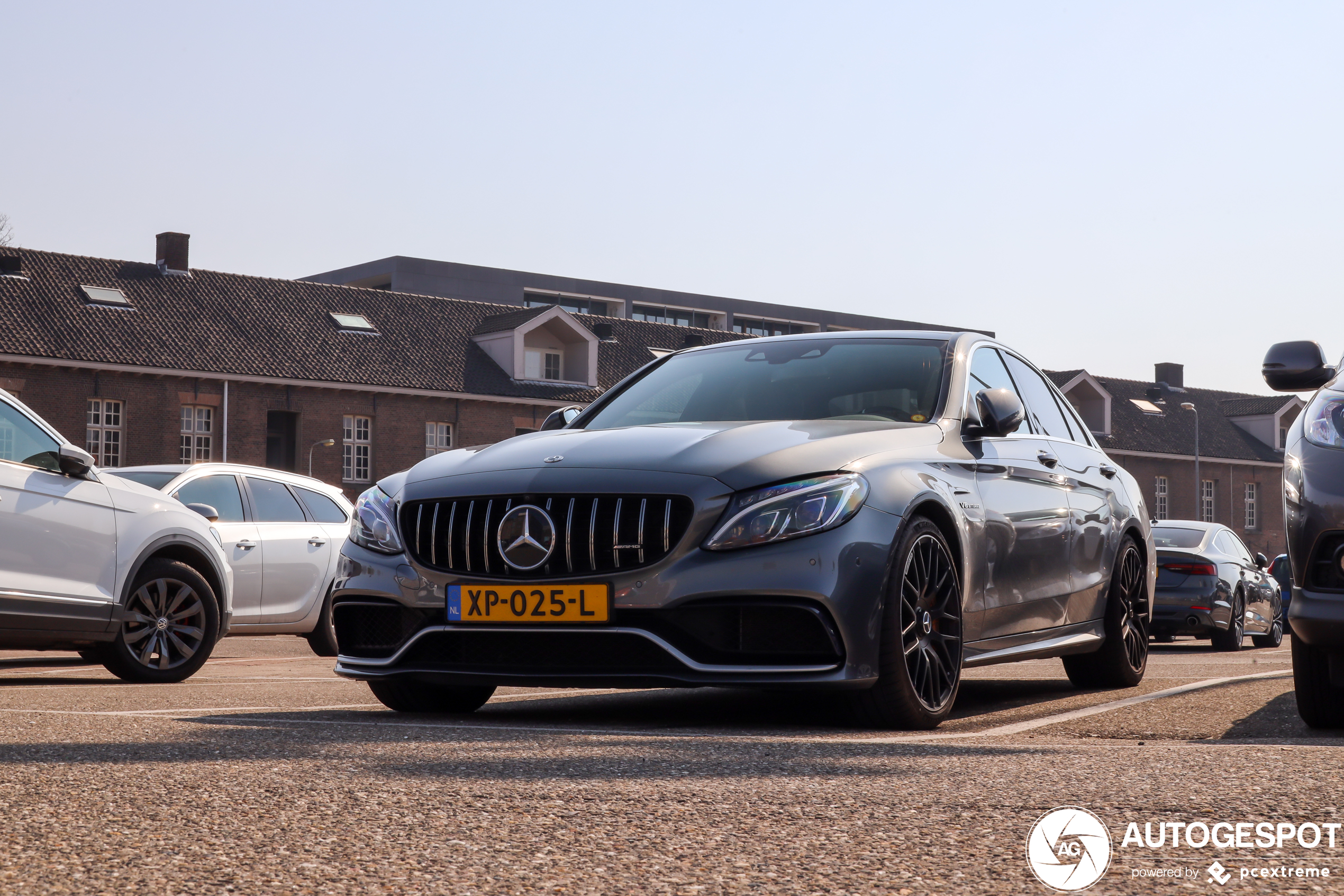 Mercedes-AMG C 63 S W205