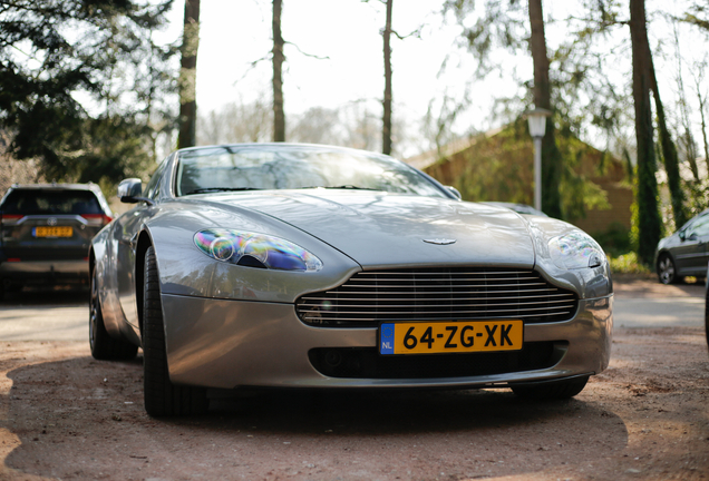 Aston Martin V8 Vantage Roadster