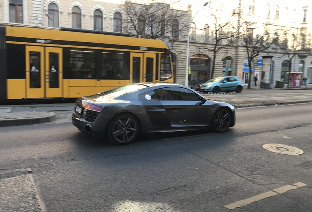 Audi R8 V10 2013