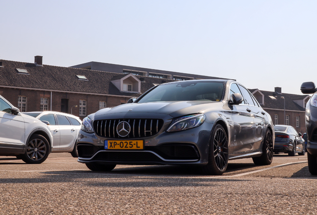 Mercedes-AMG C 63 S W205