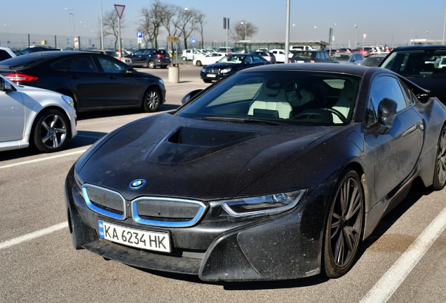 BMW i8