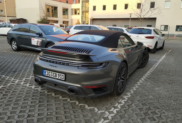 Porsche 992 Turbo Cabriolet