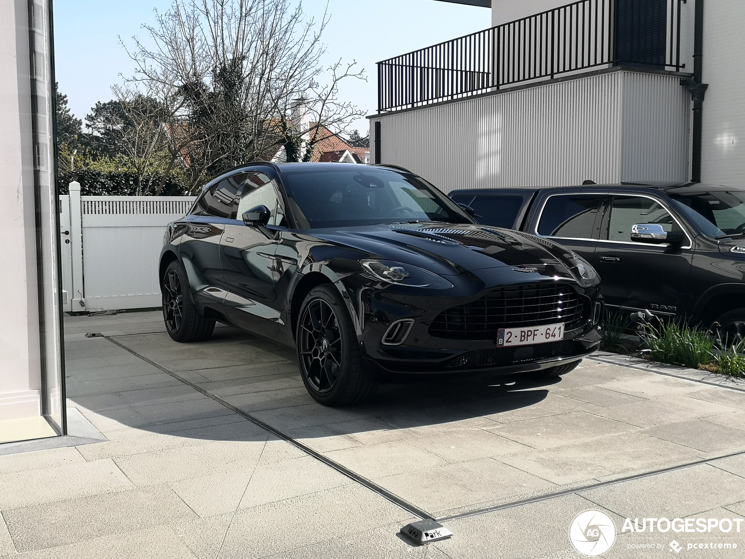 Aston Martin DBX