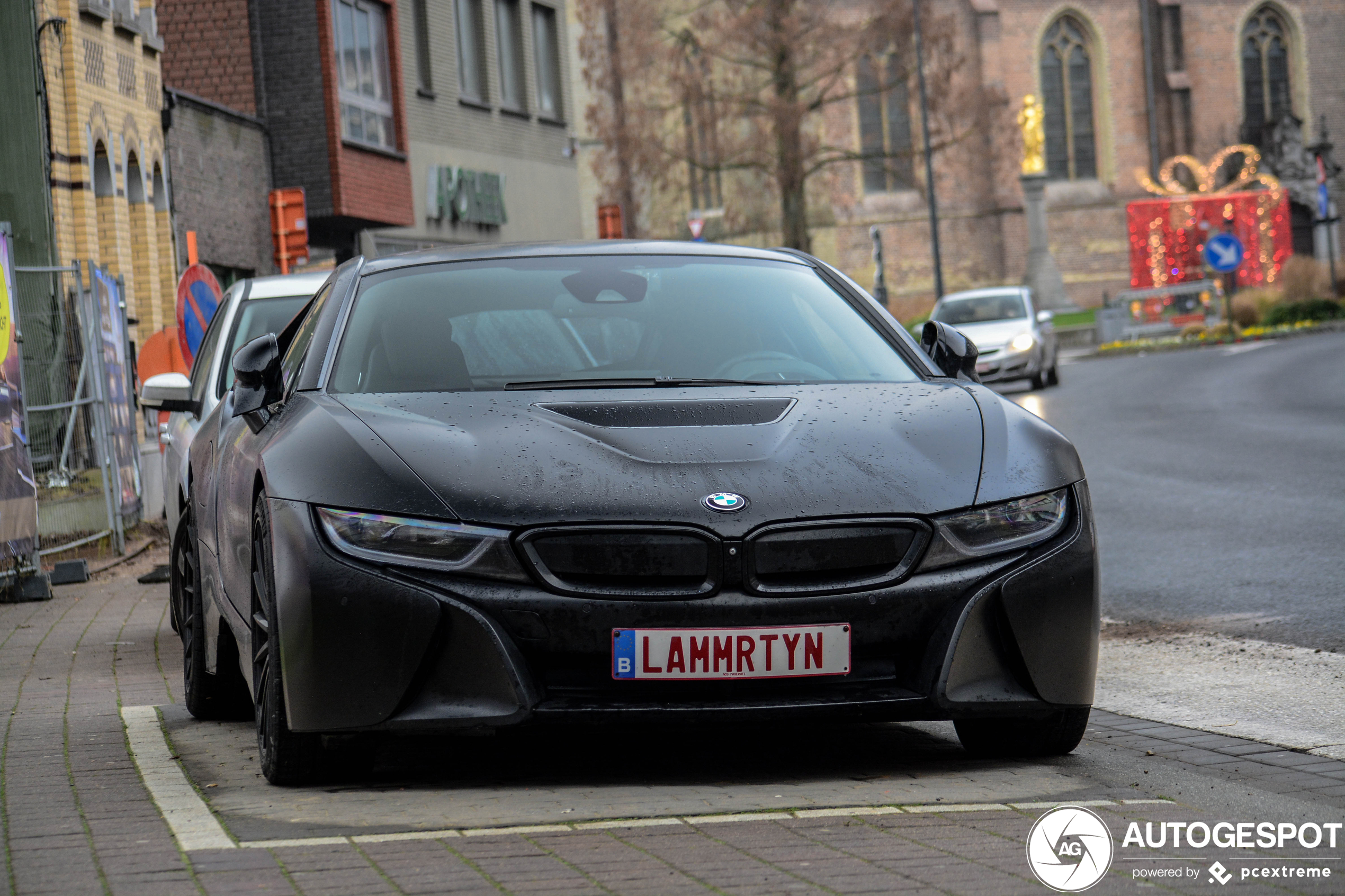 BMW i8 Protonic Frozen Black Edition