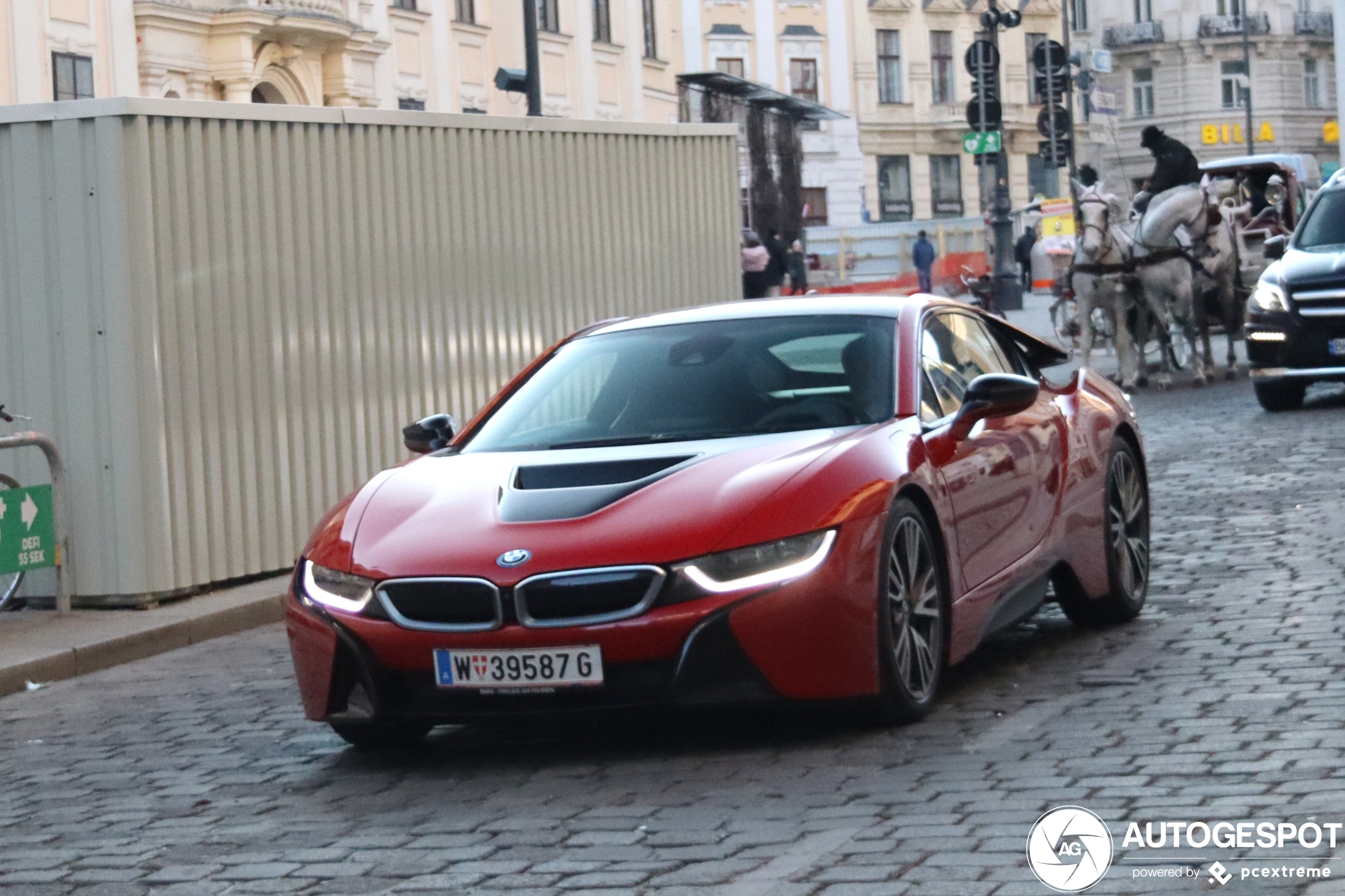 BMW i8 Protonic Red Edition