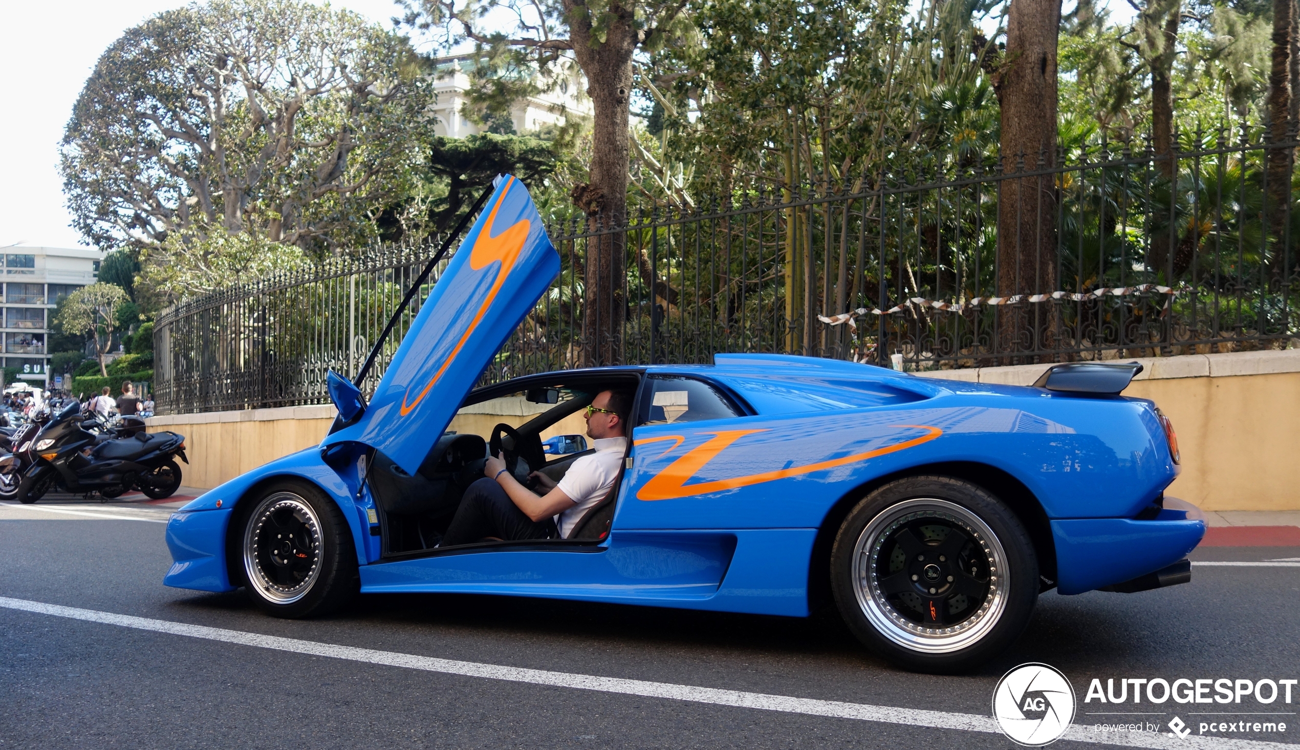 Lamborghini Diablo SV