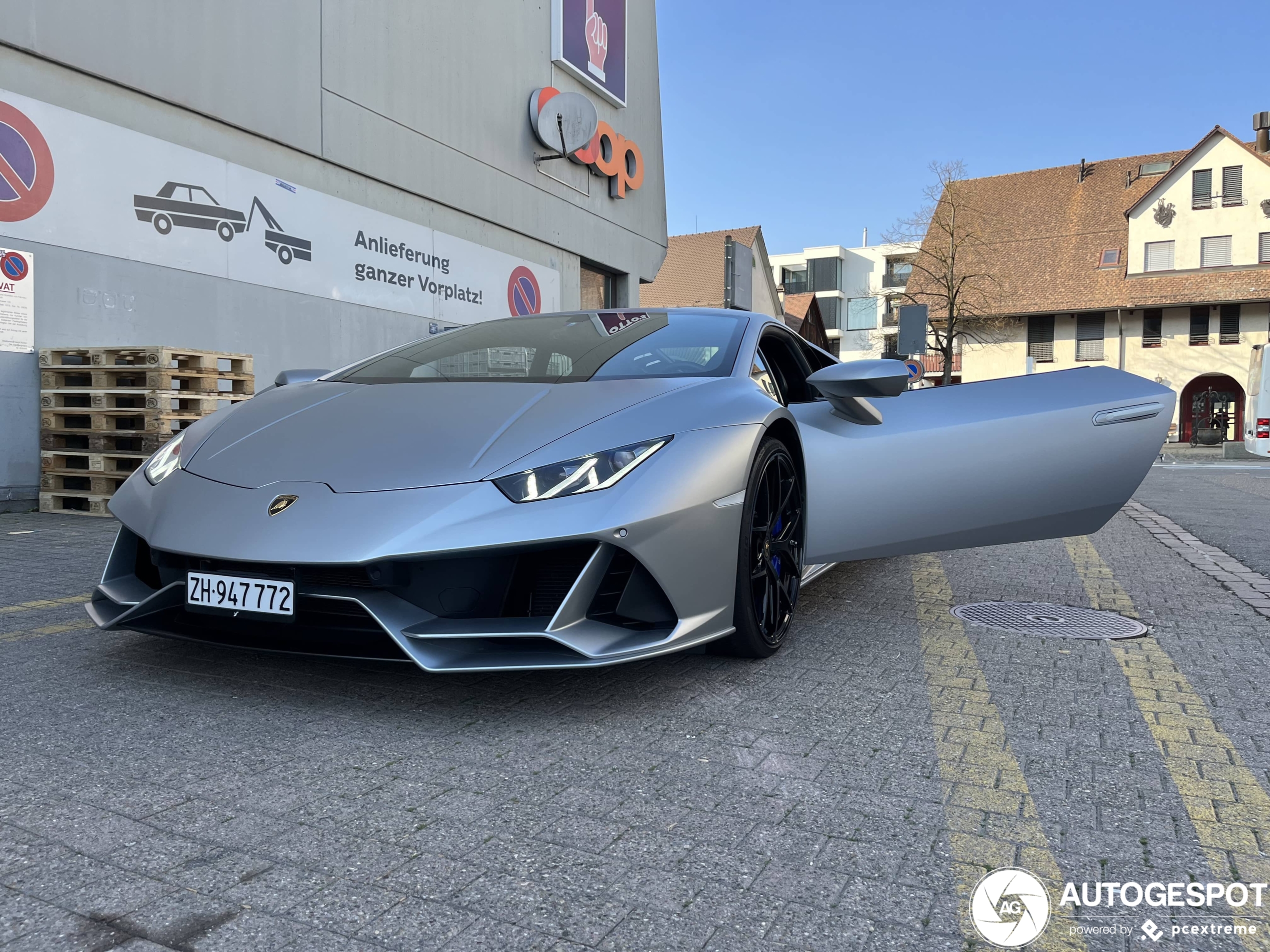 Lamborghini Huracán LP640-4 EVO