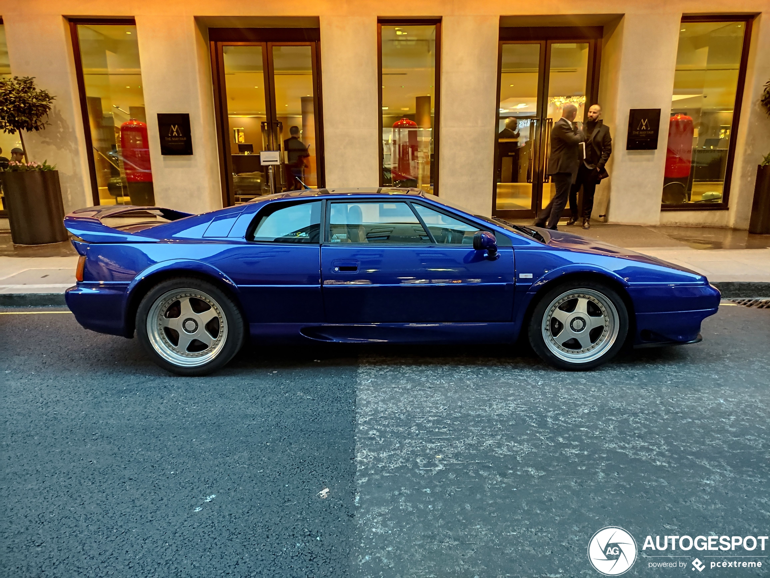 Lotus Esprit S4S