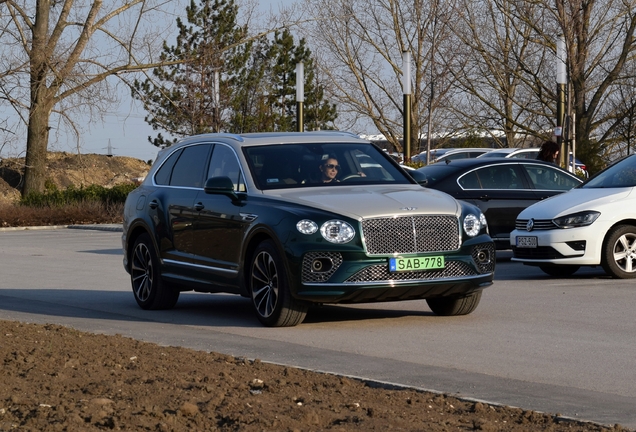 Bentley Bentayga Hybrid 2021