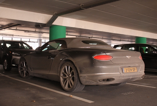 Bentley Continental GTC 2019