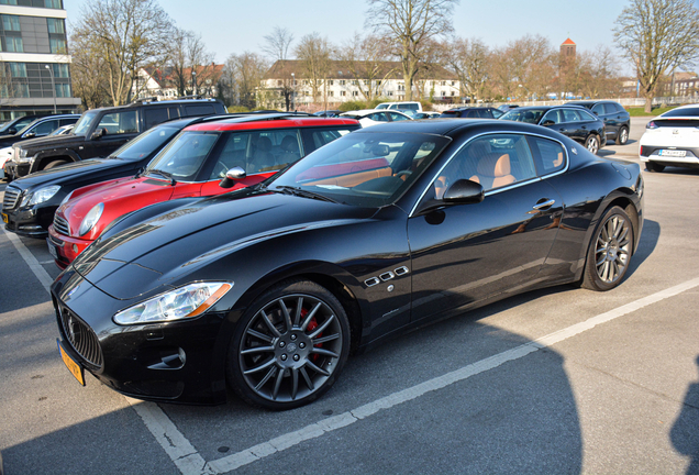 Maserati GranTurismo S Automatic