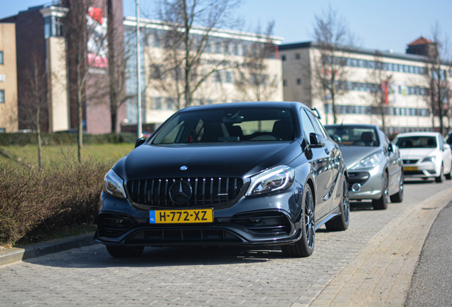 Mercedes-AMG A 45 W176 2015