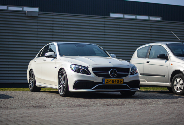 Mercedes-AMG C 63 S W205